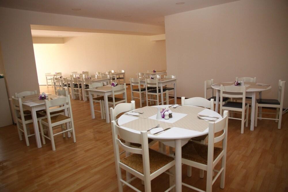 Triton Garden Hotel Malia  Exterior photo